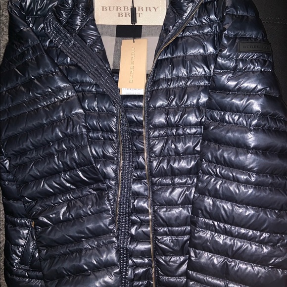 Authentic Burberry Thin Bubble Jacket - Picture 3 of 4